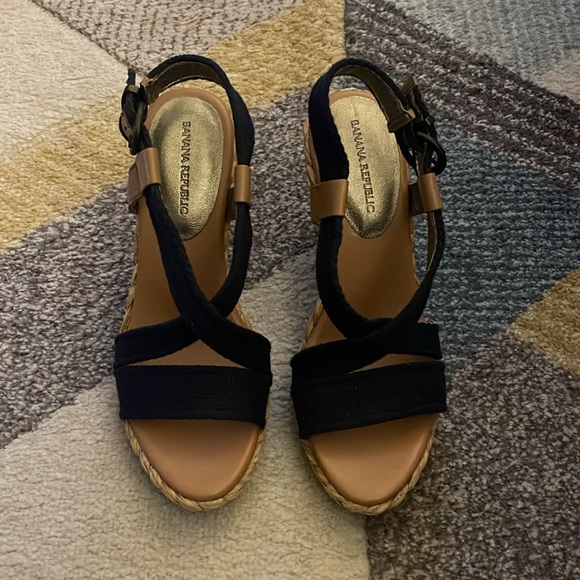 Banana Republic Mirra Espadrille Wedges - Picture 2 of 5